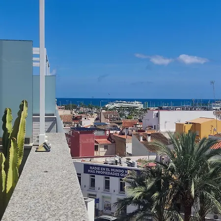 Apartment Atico Duplex Con Vistas Al Mar, Castillo Y Montana, Minima De 10 Noches
