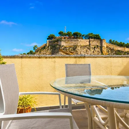 Appartamento ático Con Vistas Al Mar, Castillo Y Montaña, Mínima De 10 Noches