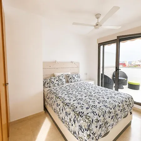 Appartamento ático Con Vistas Al Mar, Castillo Y Montaña, Mínima De 10 Noches Dénia