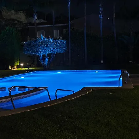 ático Con Vistas Al Mar, Castillo Y Montaña, Mínima De 10 Noches Appartamento *